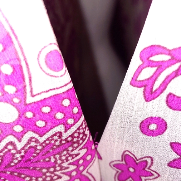 Caftan top.  One size fits all. - Picture 9 of 10